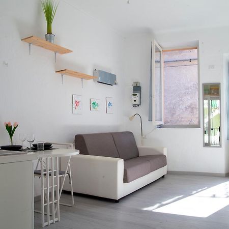Lago Maggiore Lesa Elena Home Bagian luar foto